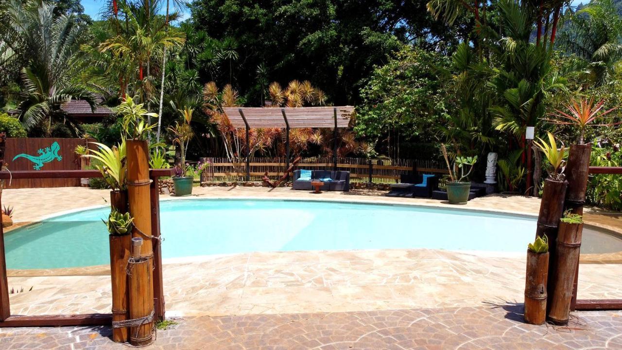 Eco Lodge Village Temanoha Paopao Exterior foto